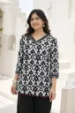 Short top black jal print